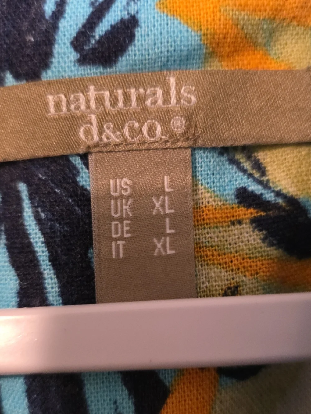 naturals d&co Tropical Floral Top in Aqua & Yellow - Picture 2 of 3